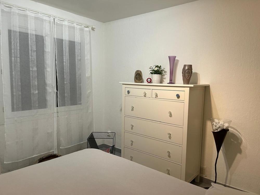 Apartment T2 Six Fours Cap Negre,1 Mn A Pied De La *