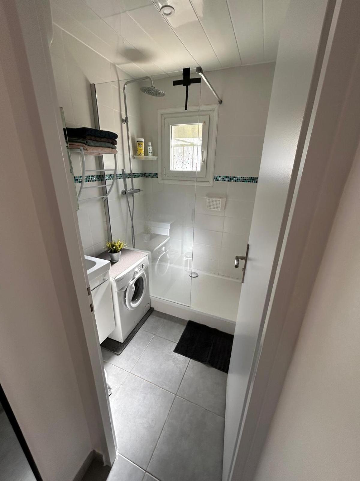 T2 Six Fours Cap Negre,1 Mn A Pied De La Apartment *