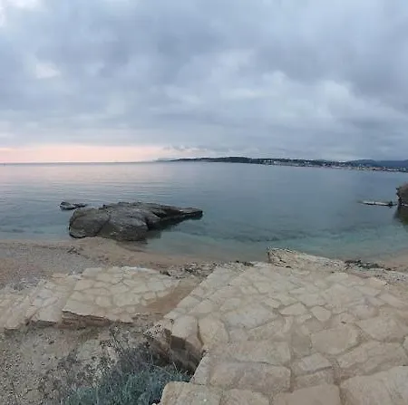 Appartement T2 Six Fours Cap Negre,1 Mn A Pied De La Mer Six-Fours-les-Plages Exterior photo