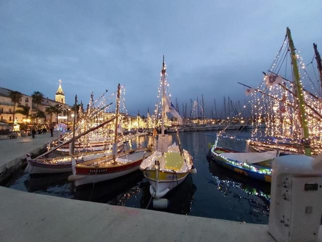 Superbe T2, 1 Mn à Pied De La Six Fours Appartamento *